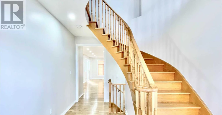 5688 Pegasus Street, Mississauga, ON, L5M 7G2 - 3