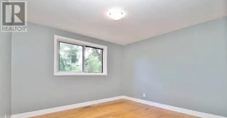 885 Maitland Avenue, Ottawa, ON, K2A 2S4 - 5