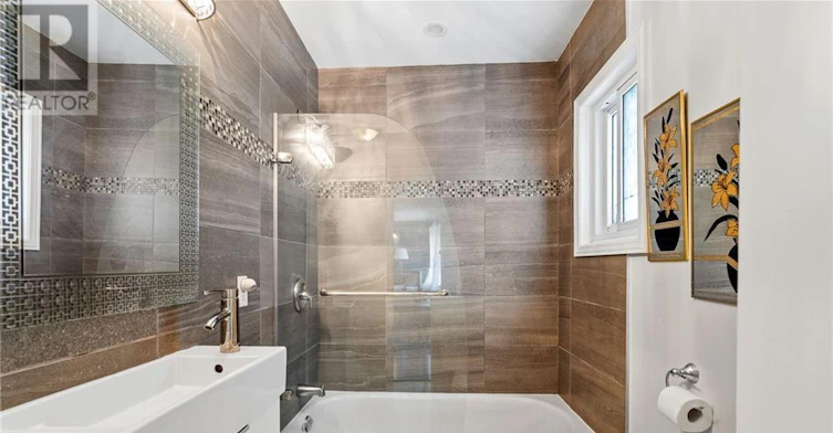70 Jarrow Road, St. Catharines, ON, L2M 1B6 - 4