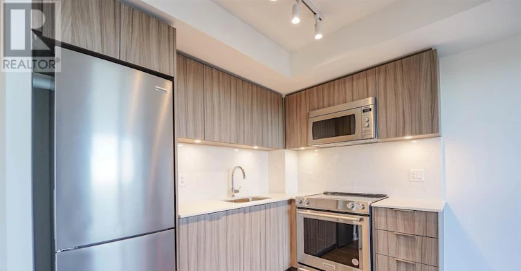 30 Samuel Wood Way, Toronto, ON, M9B 0C9 - 2