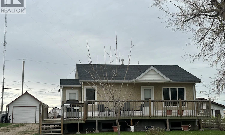 102 9th Avenue SE