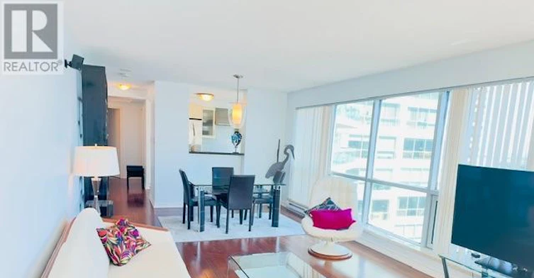 2702-10 Yonge Street, Toronto, ON, M5E 1R4 - 3
