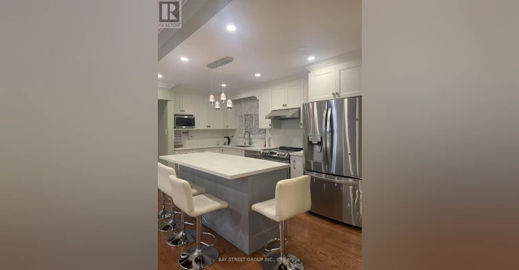 UPPER-63 Lesgay Crescent, Toronto, ON, M2J 2J2 - 2