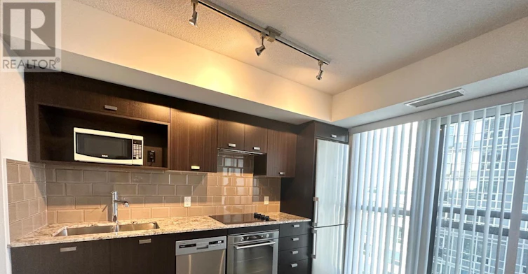 2217-275 Village Green Square, Toronto, ON, M1S 0L8