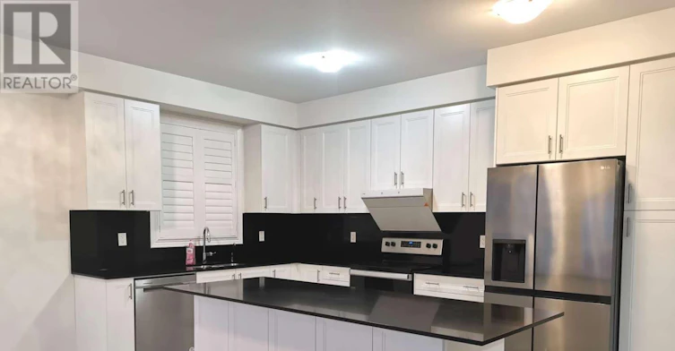 33 Terrain Court, East Gwillimbury, ON, L9N 0T2 - 12