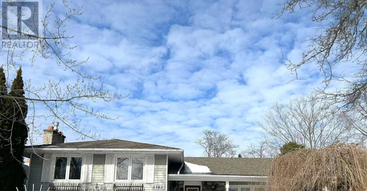 5183 Cherryhill Crescent, Burlington, ON, L7L 4C3