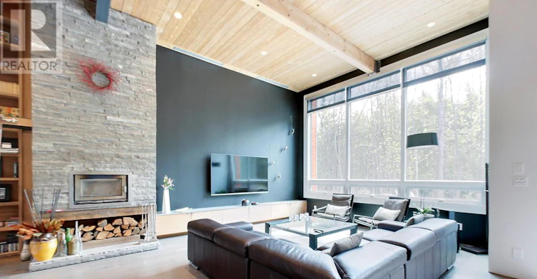 208544 26 Highway, Blue Mountains, ON, N0H 1J0 - 7