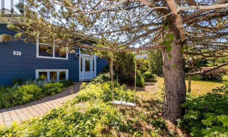 31 Grandview Drive