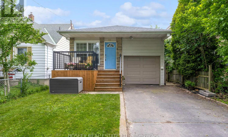 32 Grandview Drive