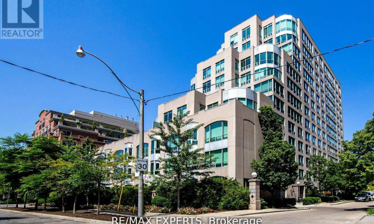 1006-942 Yonge Street