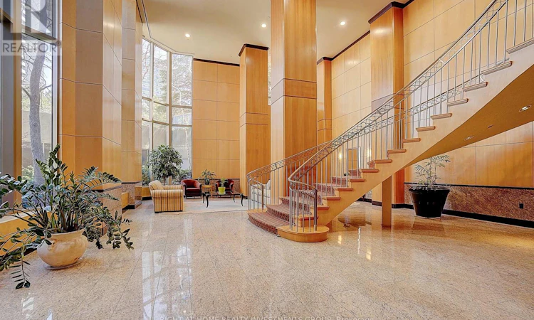 511-89 Skymark Drive