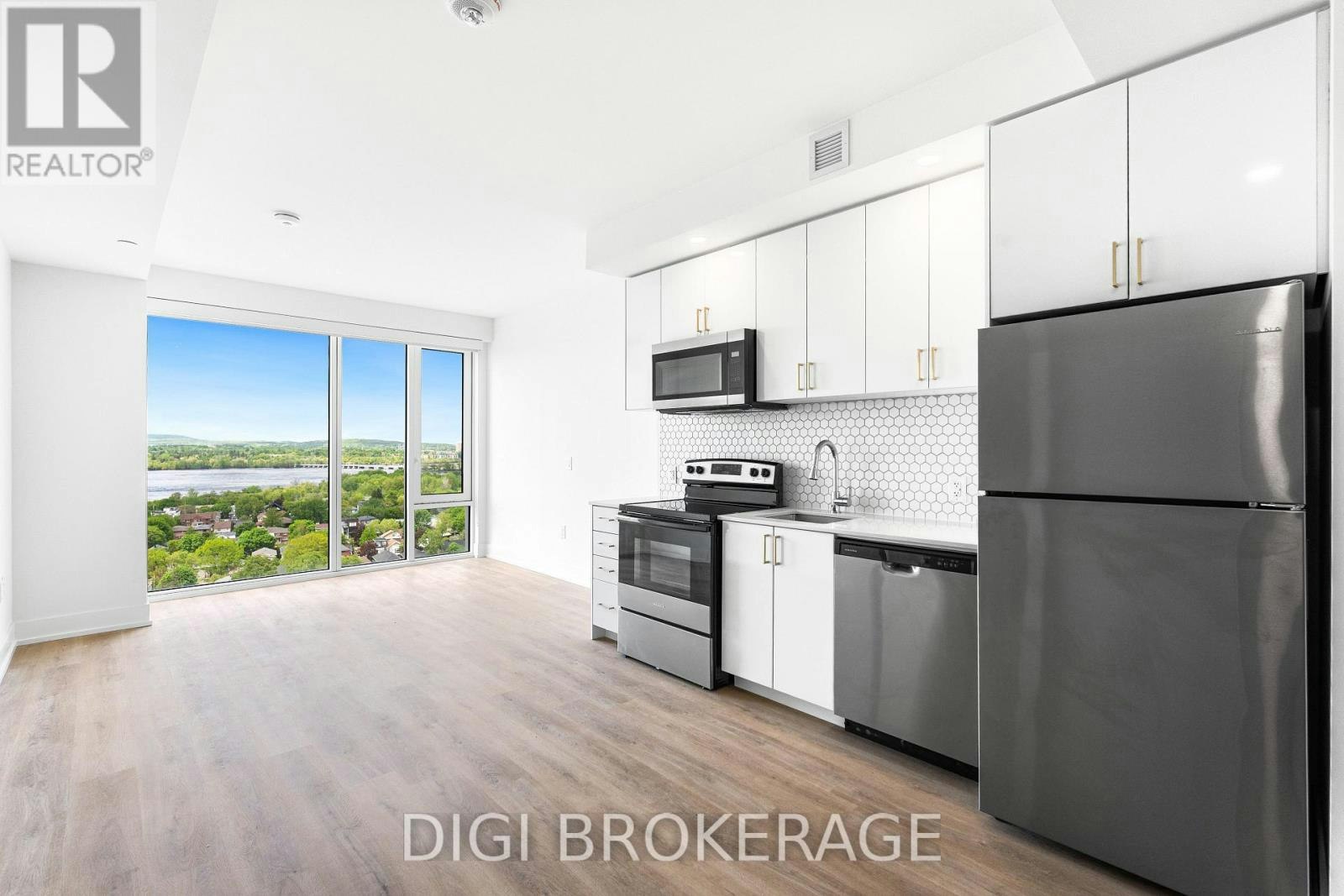 1304-2070 Scott Street, Ottawa, ON, K1Z 0C8 - 2