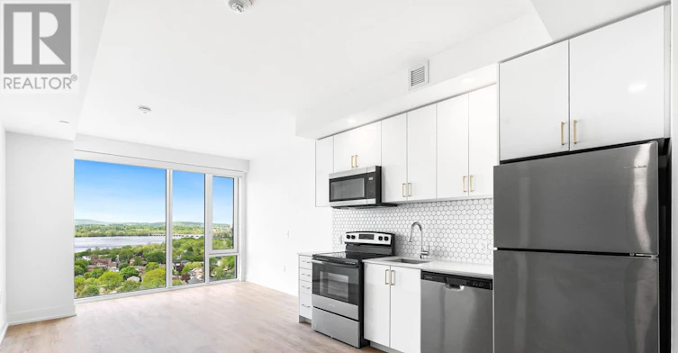 1304-2070 Scott Street, Ottawa, ON, K1Z 0C8 - 2