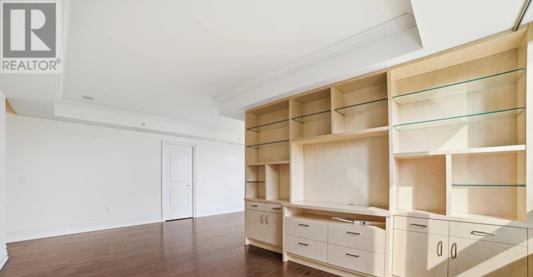 328C-3500 Lakeshore Road W, Oakville, ON, L6L 0B4 - 31