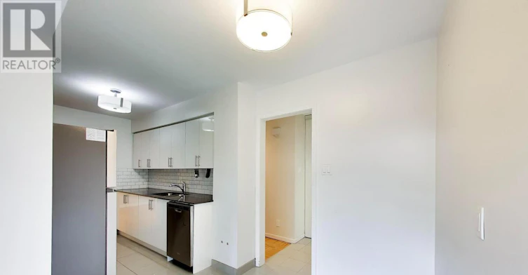 57-396 Woodsworth Road, Toronto, ON, M2L 2T9 - 9