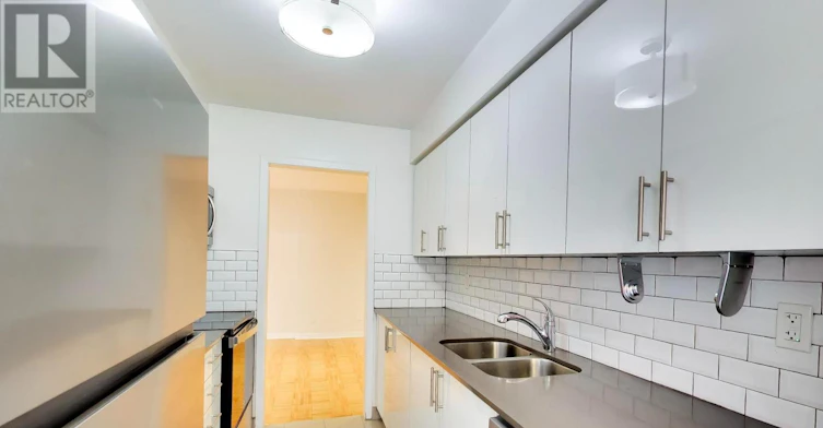57-396 Woodsworth Road, Toronto, ON, M2L 2T9 - 7