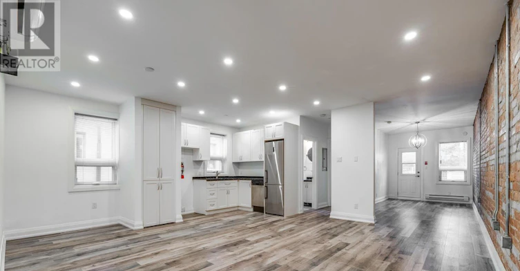 2-421 Danforth Avenue, Toronto, ON, M4K 1P1