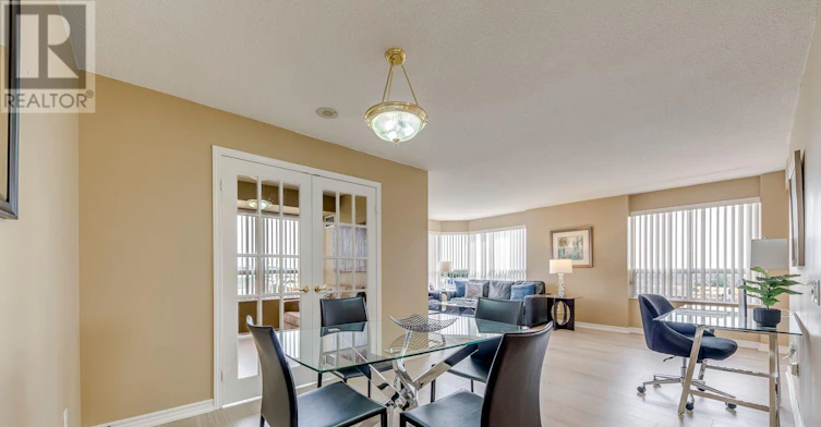 924-25 Kingsbridge Garden Circle W, Mississauga, ON, L5R 4B1 - 27