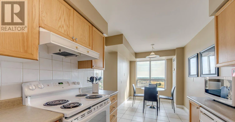 924-25 Kingsbridge Garden Circle W, Mississauga, ON, L5R 4B1 - 15