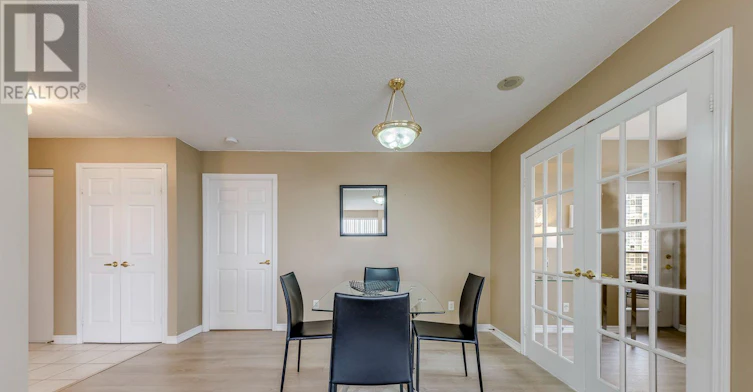 924-25 Kingsbridge Garden Circle W, Mississauga, ON, L5R 4B1 - 24