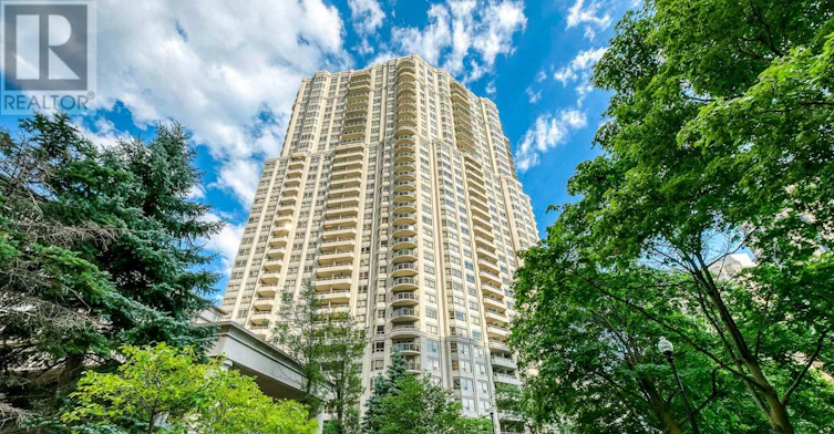 924-25 Kingsbridge Garden Circle W, Mississauga, ON, L5R 4B1 - 2