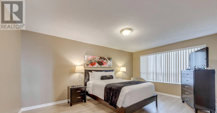 924-25 Kingsbridge Garden Circle W, Mississauga, ON, L5R 4B1 - 35
