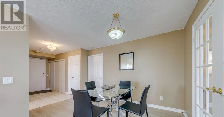 924-25 Kingsbridge Garden Circle W, Mississauga, ON, L5R 4B1 - 25