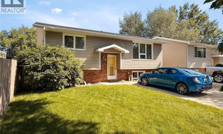 6 Fulton Drive