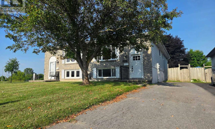 356 Owens Crescent