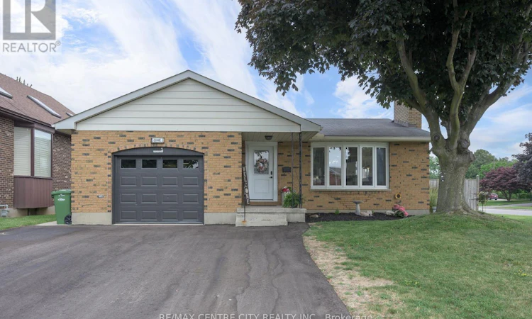 1 Idsardi Avenue