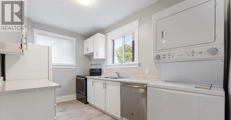 MAIN-3 Carleton Street S, Thorold, ON, L2V 1Z5 - 13