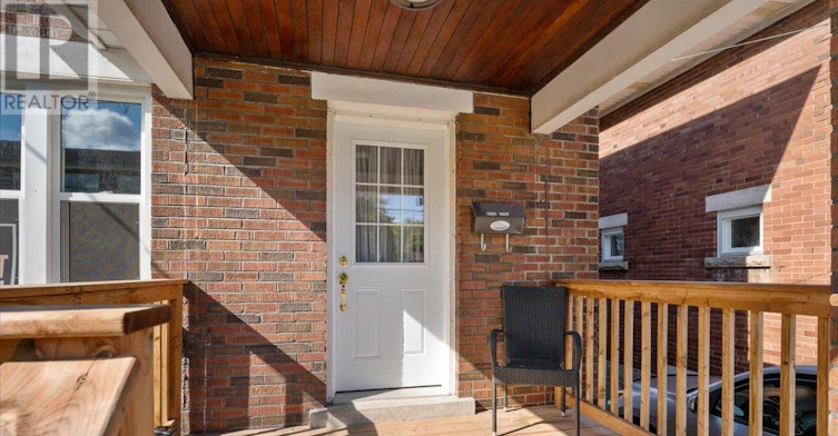MAIN-3 Carleton Street S, Thorold, ON, L2V 1Z5 - 2