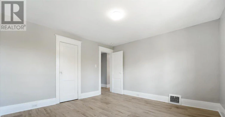 MAIN-3 Carleton Street S, Thorold, ON, L2V 1Z5 - 21