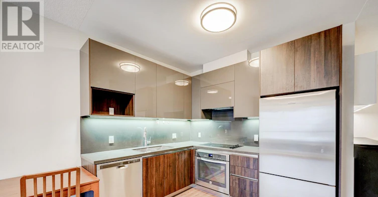 531-25 Water Walk Drive, Markham, ON, L6C 0G3 - 17
