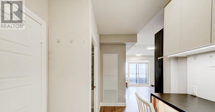 531-25 Water Walk Drive, Markham, ON, L6C 0G3 - 12