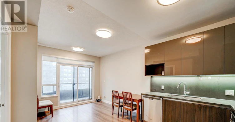 531-25 Water Walk Drive, Markham, ON, L6C 0G3 - 15