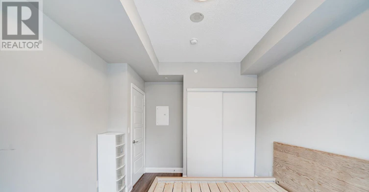531-25 Water Walk Drive, Markham, ON, L6C 0G3 - 28