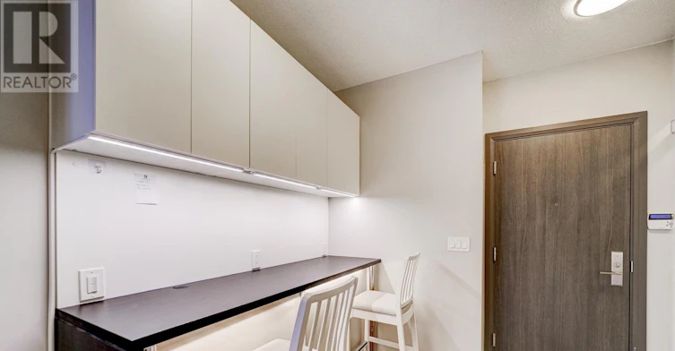 531-25 Water Walk Drive, Markham, ON, L6C 0G3 - 9