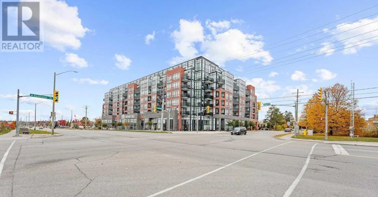615-681 Yonge Street, Barrie, ON, L4N 4E8