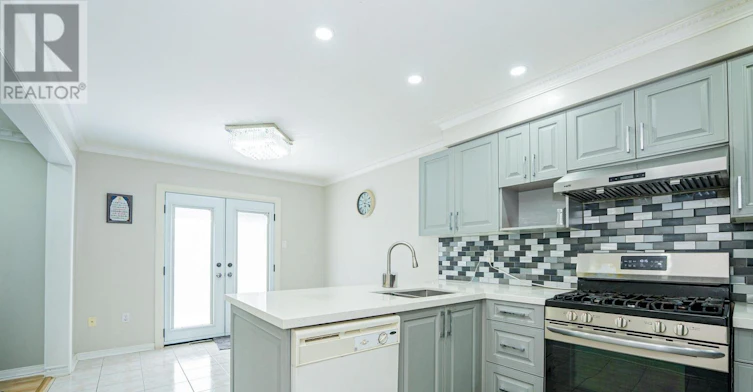 UPPER-18 Salonica Road, Brampton, ON, L7A 3K9 - 9