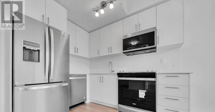 261-65 Attmar Drive, Brampton, ON, L6P 0Y6 - 11