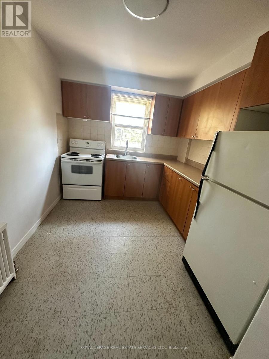 302 55a Long Branch Avenue, Toronto, ON, M8W 3J1 - 7
