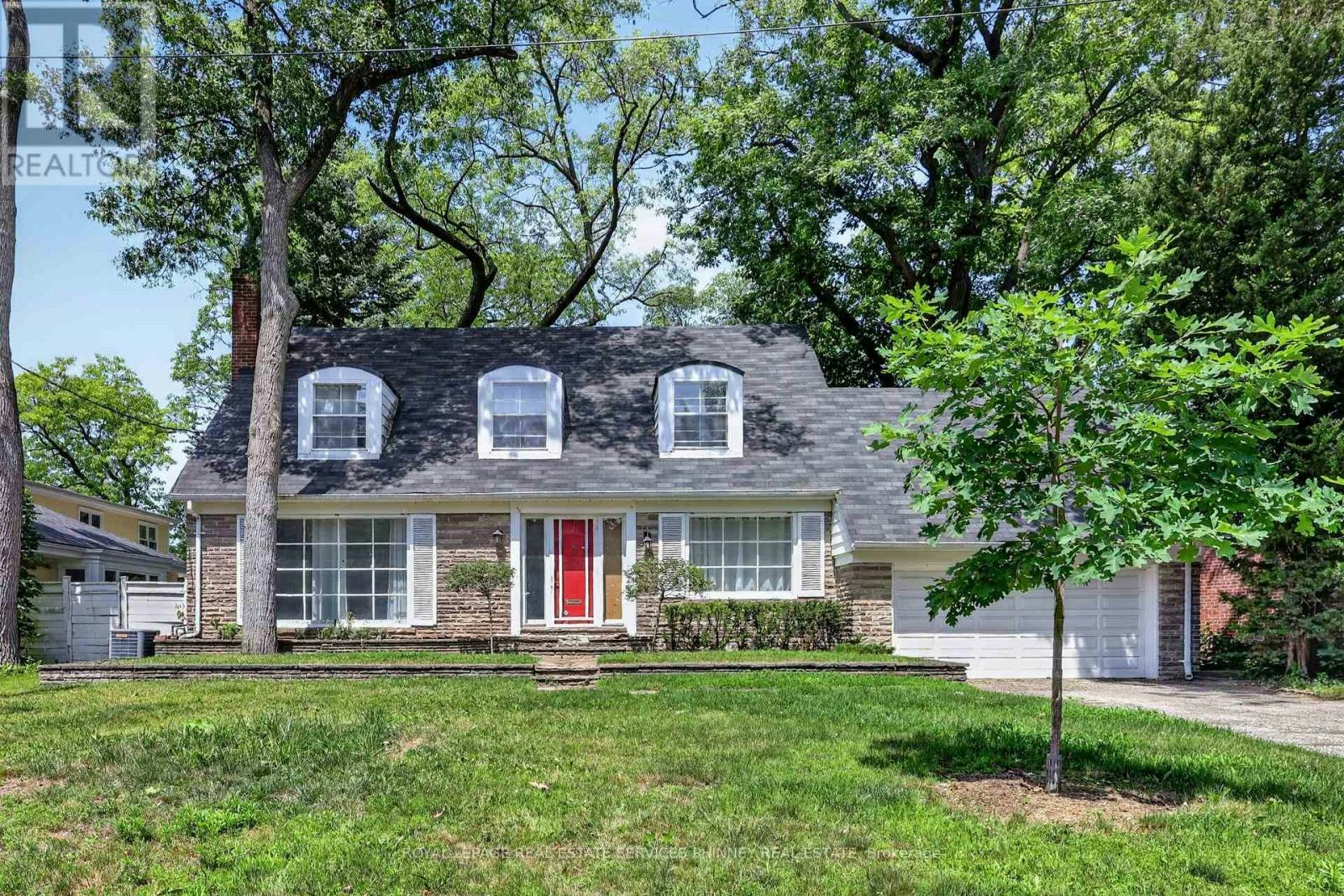 52 Valecrest Drive, Toronto, ON, M9A 4P6