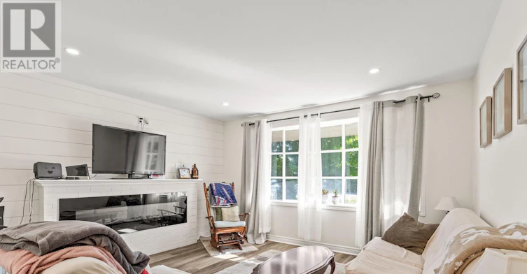 1543 Stoneybrook Crescent, London, ON, N5X 1C6 - 10