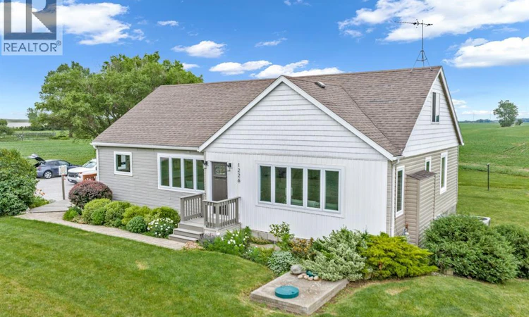 1226 Puce Road