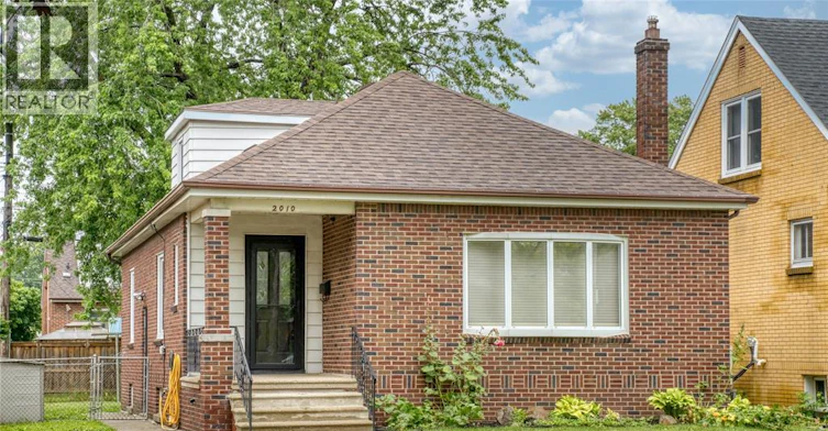 2010 Olive, Windsor, ON, N8T 1R7 - 2