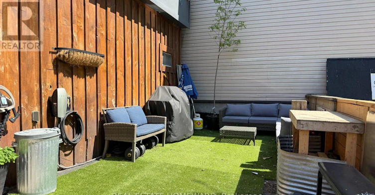 147 Boston Avenue, Toronto, ON, M4M 2T8 - 16