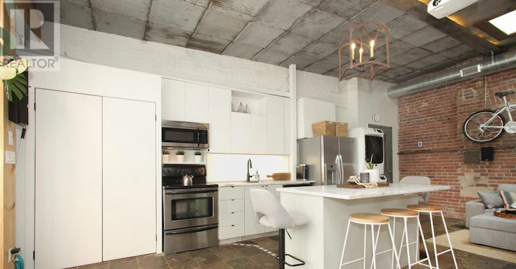 147 Boston Avenue, Toronto, ON, M4M 2T8 - 8