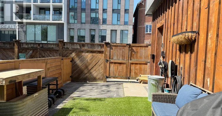 147 Boston Avenue, Toronto, ON, M4M 2T8 - 17