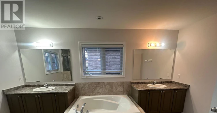 1832 Western Crescent, Oshawa, ON, L1G 0B4 - 6